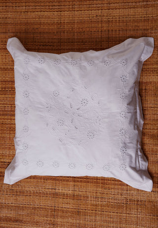 Gustin Pillow