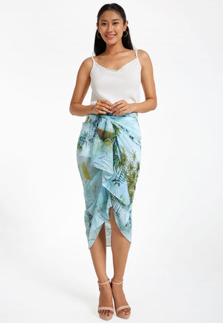 Soft lightweight sarong carrying the breath-taking beauty of the tropical Indonesia in colours of blue, green, yellow and brown.