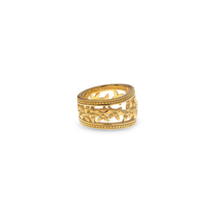 nspired from Asoka tree, this is an 18-carat gold plated silver band ring carved delicately tiny leaves to adorn your finger. 