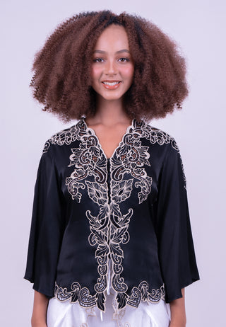 Latoya Kebaya